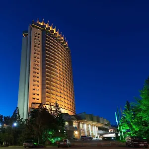 https://kazakhstan.hotels-of-almaty.com
